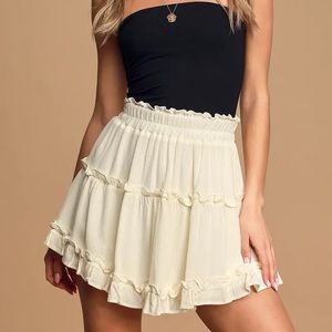 Lulu’s White Ruffle Skirt